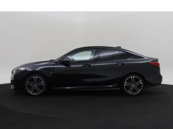 Photo 28 of 31 of WBA11AK0907K75357 BMW 2 Serie Gran Coupé 218i Business Edition Plus Clima
