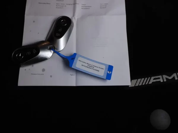 Photo 28 of 34 of W1K2062541F035088 Mercedes-Benz C-Klasse Estate 300 e AMG Line LED