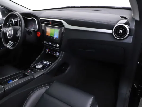 Photo 28 of 35 of LSJW74098LZ043107 MG ZS EV Luxury 45 kWh