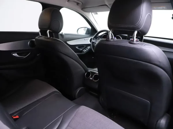 Photo 28 of 36 of WDD2052421F487089 Mercedes-Benz C-Klasse Estate C 200 (5-drs Combi)