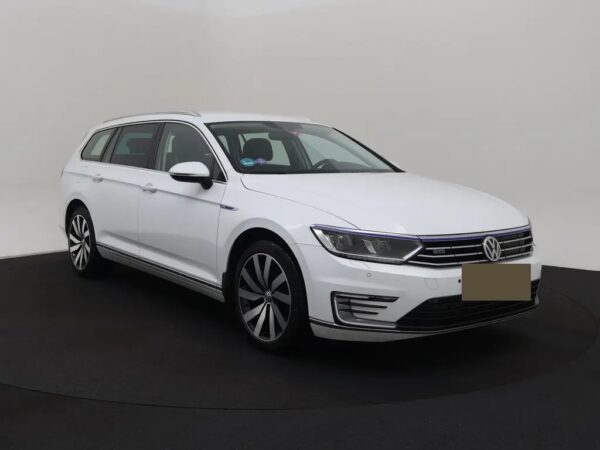 Photo 29 of 30 of WVWZZZ3CZJE189716 Volkswagen Passat Variant 1.4 TSI GTE (5-drs