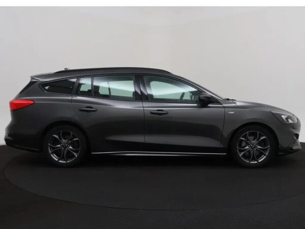 Ford FOCUS Wagon 1.5 EcoBoost ST Line
