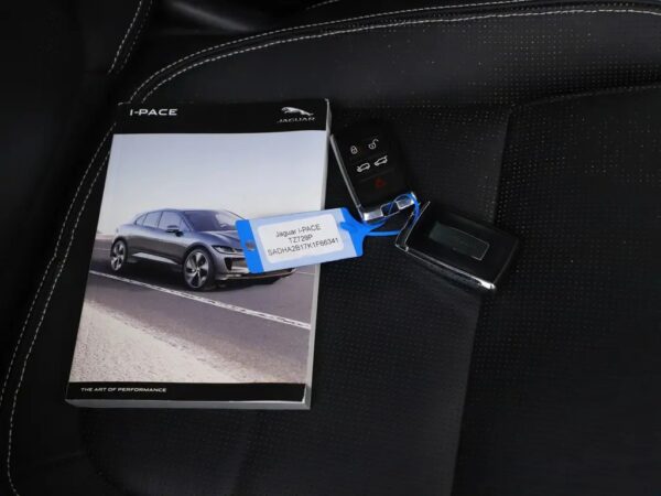 Photo 29 of 33 of SADHA2B17K1F66341 Jaguar I-PACE EV400 First Edition 90 kWh LED