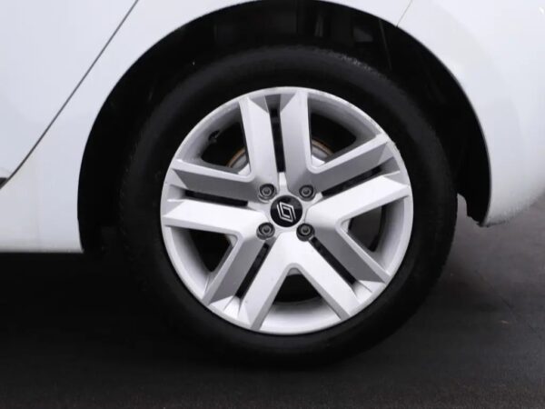 Photo 3 of 24 of VF1RJA00074068603 Renault Clio 1.6 E-Tech Full Hybrid 145