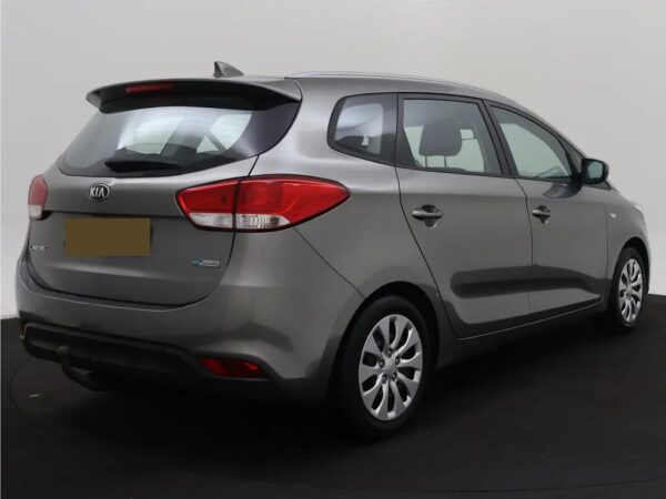 Photo 3 of 25 of KNAHT811AG7124222 Kia Carens 1.6 GDi DynamicLine Nav