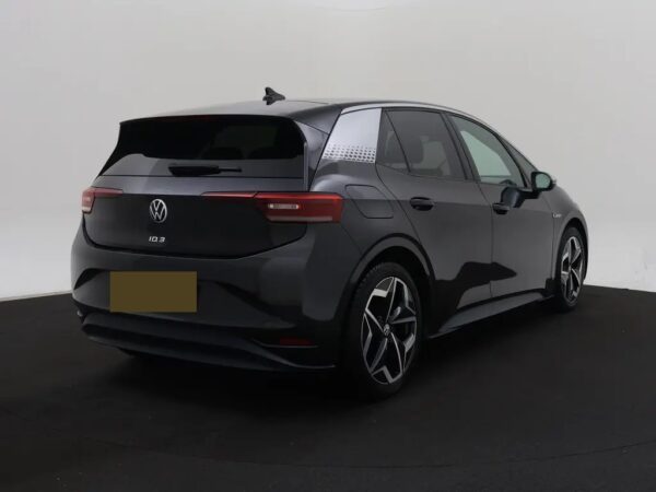 Photo 3 of 31 of WVWZZZE1ZMP001850 Volkswagen ID.3 First Plus 58 kWh IQ-Light