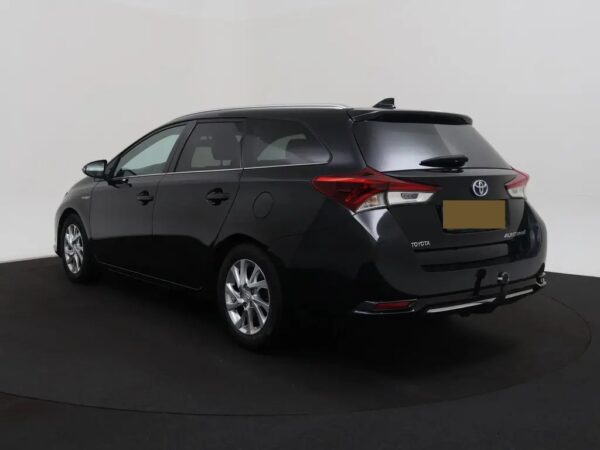 Photo 30 of 30 of SB1ZS3JEX0E174839 Toyota Auris Touring Sports 1.8 Hybrid Lease