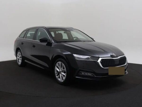 Photo 30 of 31 of TMBJW8NX1NY085740 Skoda Octavia Combi 1.4 TSI iV PHEV Business Plus