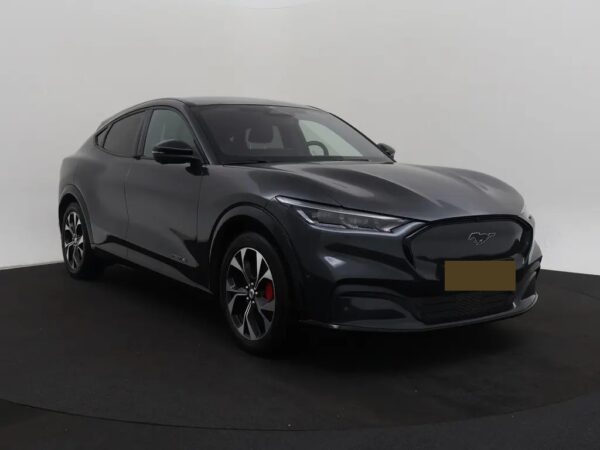 Ford Mustang Mach-E AWD 75 kWh LED