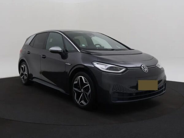 Photo 30 of 31 of WVWZZZE1ZMP001850 Volkswagen ID.3 First Plus 58 kWh IQ-Light