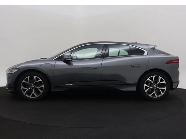 Photo 30 of 33 of SADHA2B17K1F66341 Jaguar I-PACE EV400 First Edition 90 kWh LED