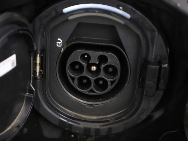 Photo 30 of 34 of W1K2062541F035088 Mercedes-Benz C-Klasse Estate 300 e AMG Line LED