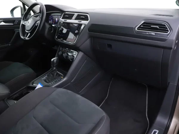 Volkswagen Tiguan 1.4 TSI DSG Highline Business R-Line