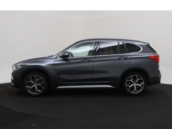 BMW X1 sDrive20i Aut. Corporate Lease High Executive LED