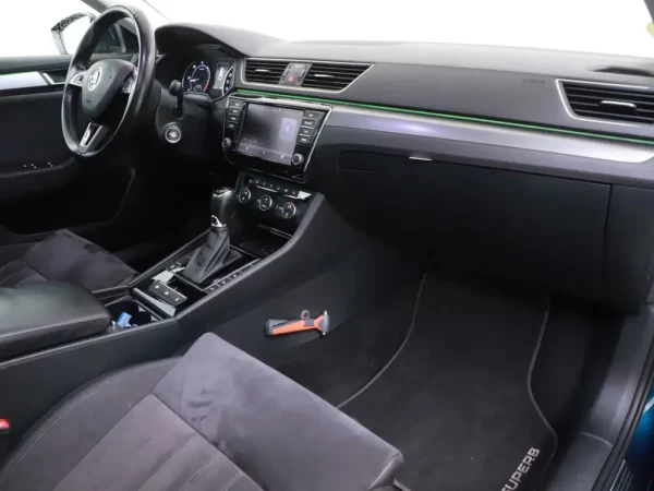 Skoda Superb Combi 1.6 TDI Aut. Style Business LED