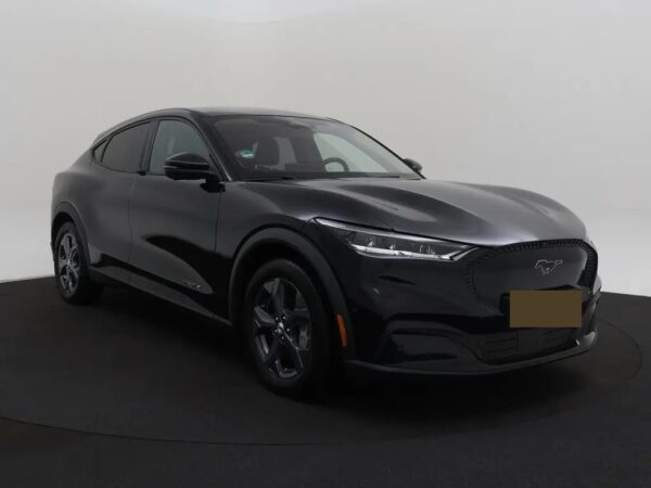 Ford Mustang Mach-E RWD 75 kWh LED