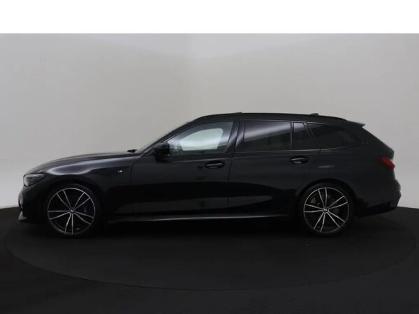 BMW 3 Serie Touring 330d Business Edition Plus Led-Laser