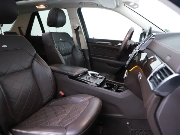 Photo 35 of 42 of WDC1660631A769414 Mercedes-Benz GLE 500 e 4MATIC LED