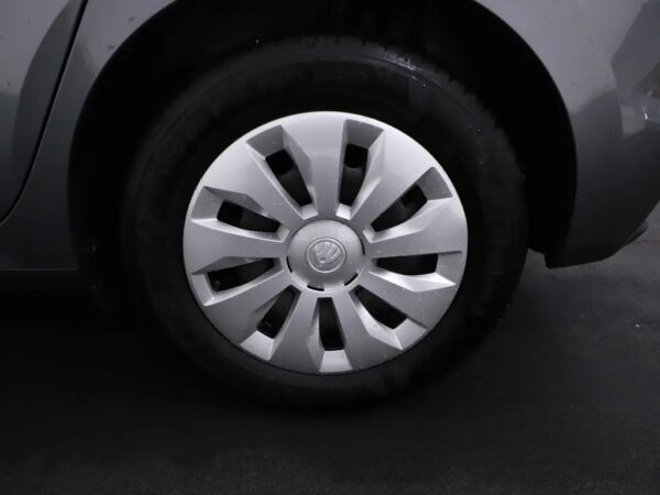 Photo 4 of 23 of TMBEP6PJXR4041955 Skoda Fabia 1.0 TSI Essence (5-drs Hatchb.)