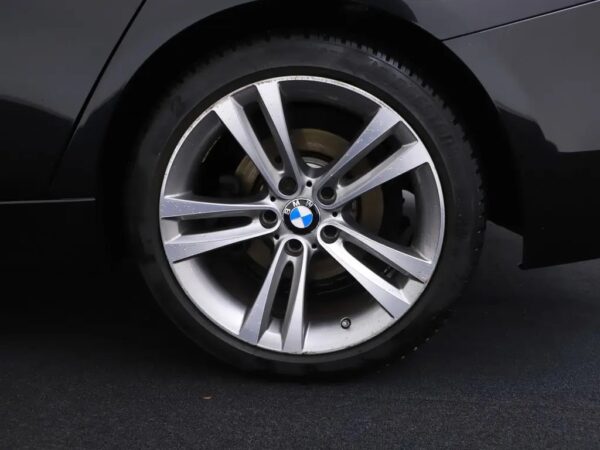 BMW 3-serie 330e Luxury Edition