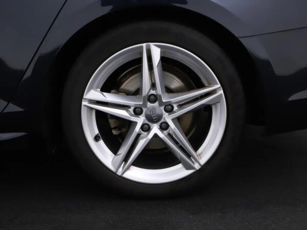 Audi A4 Avant 2.0 TFSI MHEV Sport S line edition LED