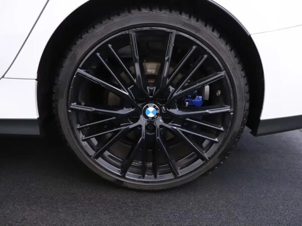 Photo 4 of 29 of WBA31AK0007K54793 BMW 2 Serie Coupé 220i Aut. M-Sport