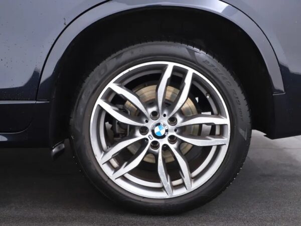 Photo 4 of 29 of WBAXW110900P42105 BMW X4 xDrive20i Aut. High Executive M-Sport