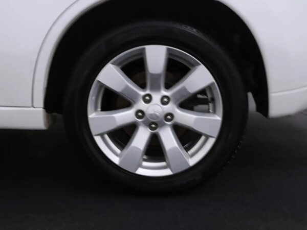 Photo 4 of 31 of JMBXDGG2WEZ002903 Mitsubishi Outlander 2.0 PHEV Instyle