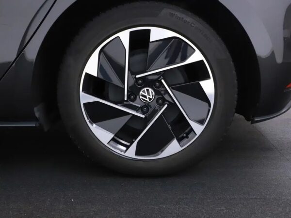 Photo 4 of 31 of WVWZZZE1ZMP028314 Volkswagen ID.3 Pro 58 kWh (5-drs Hatchb.)