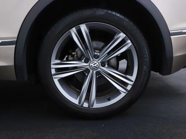 Volkswagen Tiguan 1.4 TSI DSG Highline Business R-Line