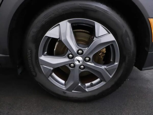 Ford Mustang Mach-E RWD 75 kWh LED