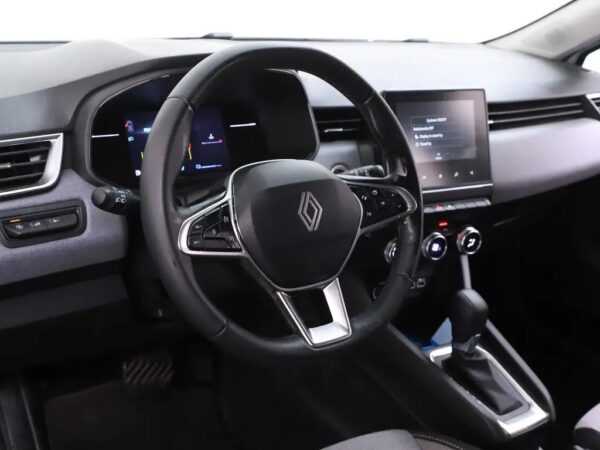 Photo 5 of 25 of VF1RJA00474065221 Renault Clio 1.6 E-Tech Full Hybrid 145