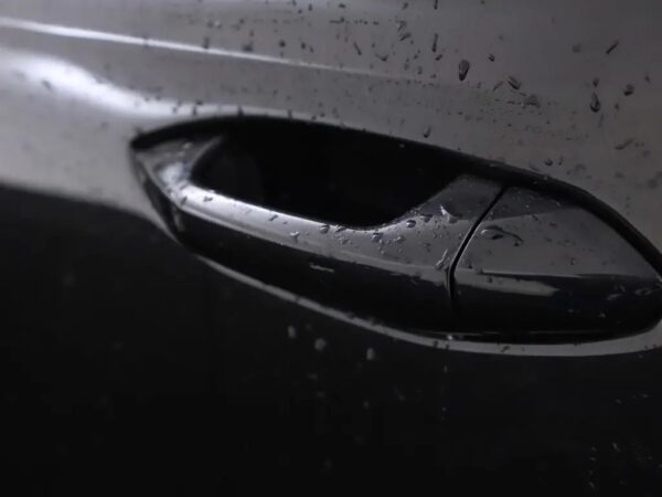 Photo 5 of 32 of TMBJR7NX0LY013295 Skoda Octavia Combi 1.5 TSI First Edition Winterpakket