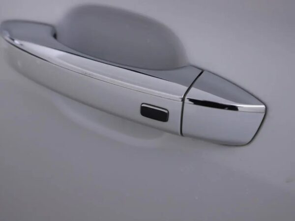 Photo 5 of 34 of LSJW74098LZ169970 MG ZS EV Luxury 45 kWh LED