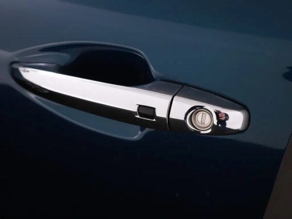 Photo 5 of 35 of KNACC81CGH5054995 Kia Niro 1.6 GDi Hybrid ExecutiveLine