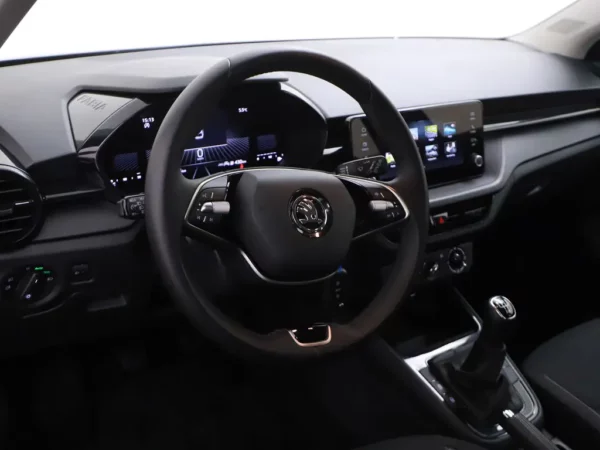 Photo 6 of 23 of TMBEP6PJXR4041955 Skoda Fabia 1.0 TSI Essence (5-drs Hatchb.)