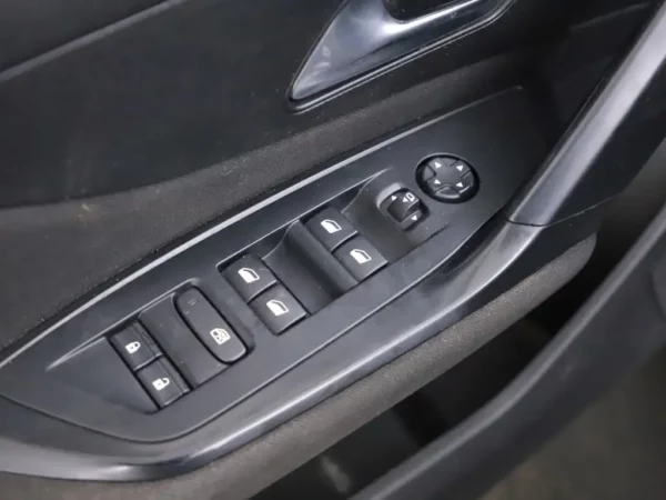 Peugeot 308 SW 1.2 PureTech Active Pack Business LED