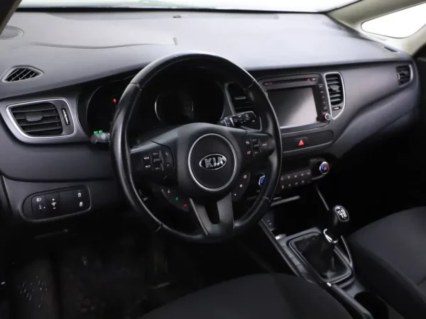 Photo 6 of 25 of KNAHT811AG7124222 Kia Carens 1.6 GDi DynamicLine Nav