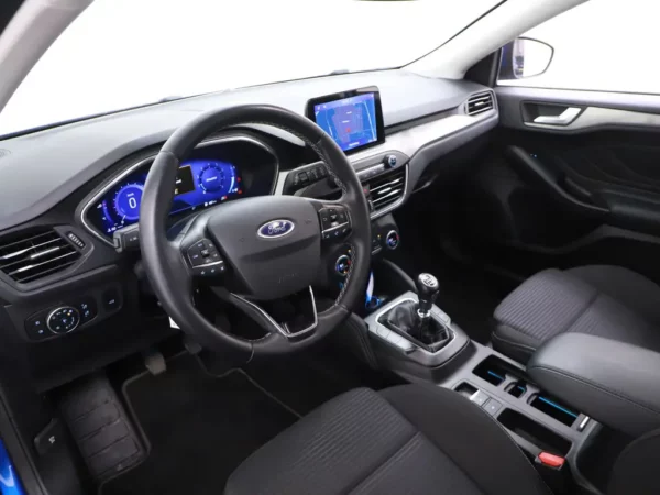 Photo 6 of 28 of WF0PXXGCHPLY55796 Ford FOCUS Wagon 1.0 EcoBoost Hybrid Titanium X