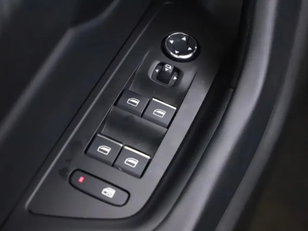 Peugeot 508 SW 1.6 Aut. PureTech Allure LED