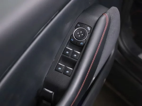 Ford Mustang Mach-E AWD 75 kWh LED