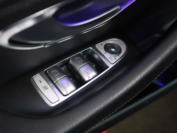 Mercedes-Benz E-Klasse Estate 200 Aut. AMG Line Premium Plus