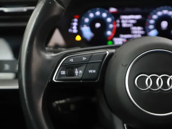 Photo 7 of 24 of WAUZZZGY5MA031836 Audi A3 Sportback 35 TFSI S-Tronic Business Edition