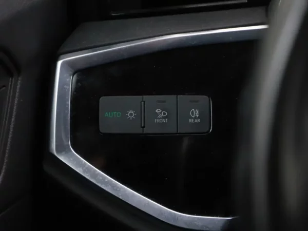 Photo 7 of 27 of WAUZZZF30L1041209 Audi Q3 35 TFSI Aut. Pro Line