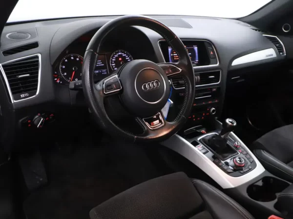 Audi Q5 2.0 TFSI Quattro S-Line LED