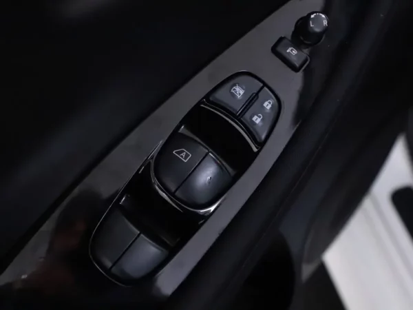 Nissan Leaf N-Connecta 40 kWh LED