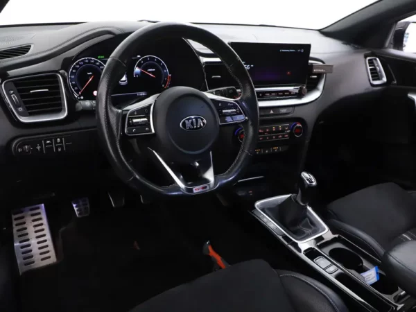 Photo 7 of 30 of U5YH2G11ALL030094 Kia ProCeed 1.0 T-GDI GT-Line