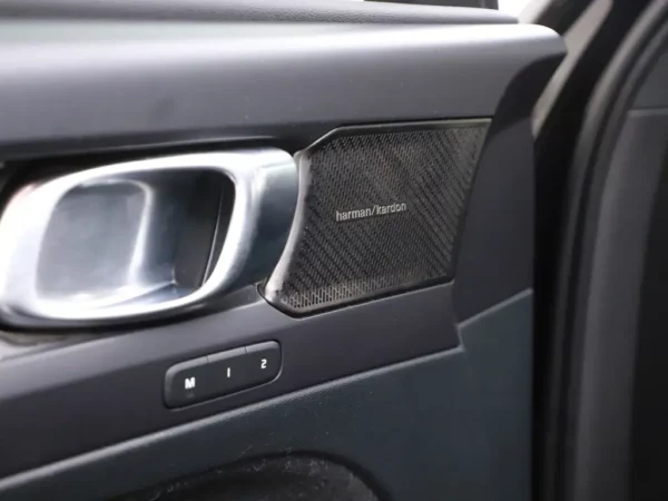 Photo 7 of 30 of YV1XZEDVEM2481671 Volvo XC40 Recharge P8 AWD R-Design LED