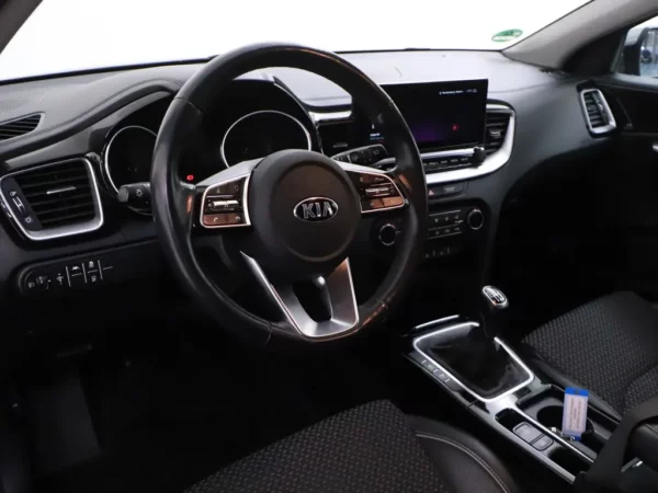 Photo 7 of 31 of U5YH5811ALL063651 Kia Ceed Sportswagon 1.0 T-GDi DynamicPlusLine Navi