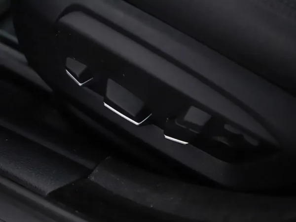 Photo 7 of 34 of WBA5G11040GC99540 BMW 5 Serie Touring 520i Aut. High Executive LED